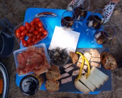 Le joli plateau de charcuteries et fromages du sud ouest